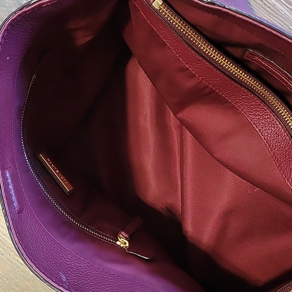 TORY BURCH Imperial Garnet McGraw Chain Slouchy Shoulder Tote - Picture 11 of 13